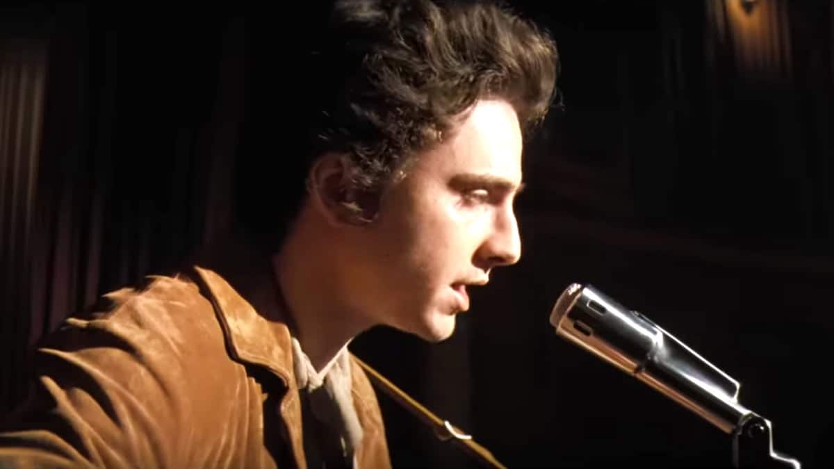 ¡Increíble transformación de Timothée Chalamet como Bob Dylan! ¡Descubre su lado eléctrico con mucho boogaloo en esta crítica!